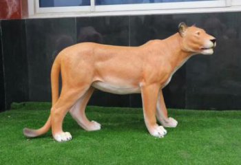 豹子雕塑廠家，仿真豹子雕塑，園林玻璃鋼動(dòng)物小品