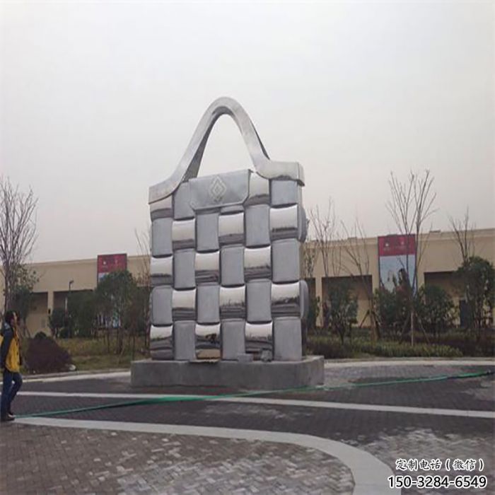 常德景觀背包雕塑優(yōu)選,陸地?cái)[件,園林不銹鋼背包雕塑供應(yīng) 常德景觀背包雕塑優(yōu)選,陸地?cái)[件,園林不銹鋼背包雕塑供應(yīng)