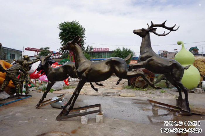南通戶外小鹿批發(fā)，動(dòng)物雕塑，梅花鹿銅雕塑供求