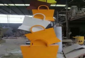 株洲烤漆挎包雕塑制造商，室外軟裝，景觀挎包雕塑制作