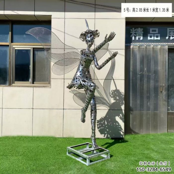 涪陵現代鏤空舞者雕塑承接，歐式風格，鐵藝跳舞雕塑精選